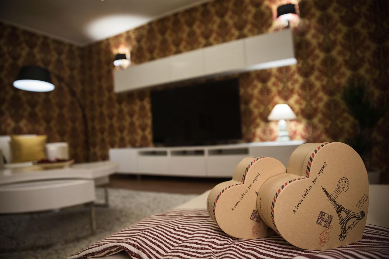 Aparthotel Penthouse Orhideea Bucarest Esterno foto
